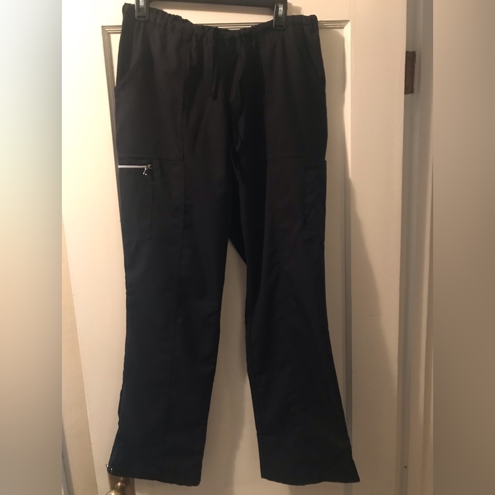 Women’s Advantage Black Scrub Pants